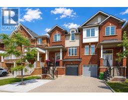 44 Lou Pomanti Street, Toronto, ON M9M0C2 Photo 6