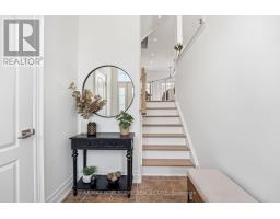 44 Lou Pomanti Street, Toronto, ON M9M0C2 Photo 8