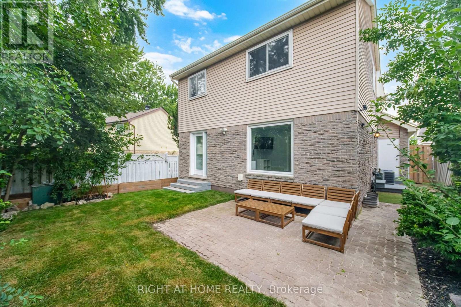 1527 FORESTDALE COURT - 48