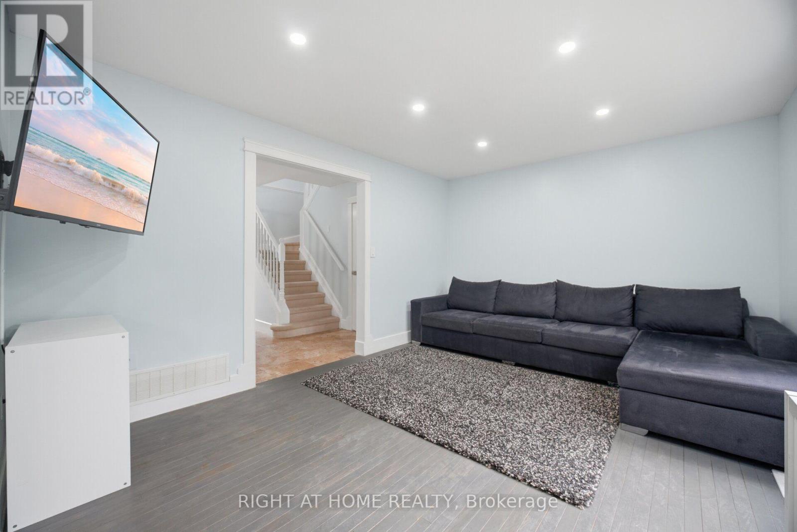 1527 FORESTDALE COURT - 8