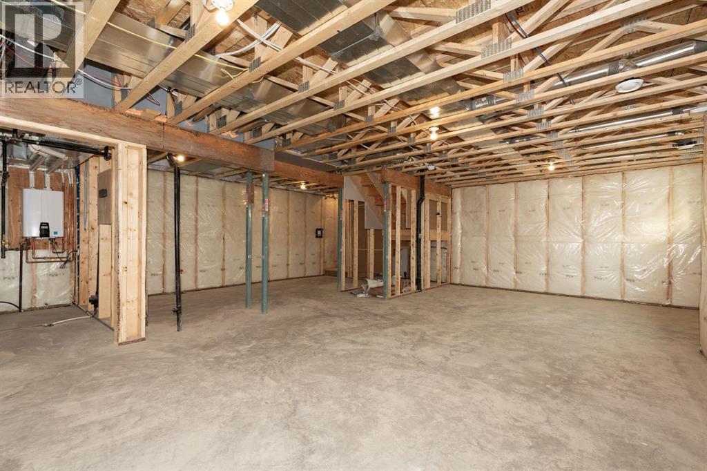 558 Malahat Green W - 29