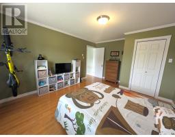 276 Grenfell Heights thumbnail 33