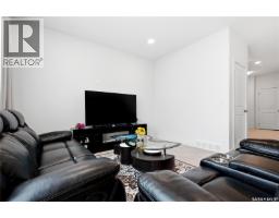 Primary Bedroom - 246 Katz Court, Saskatoon, SK S7H4R1 Photo 17