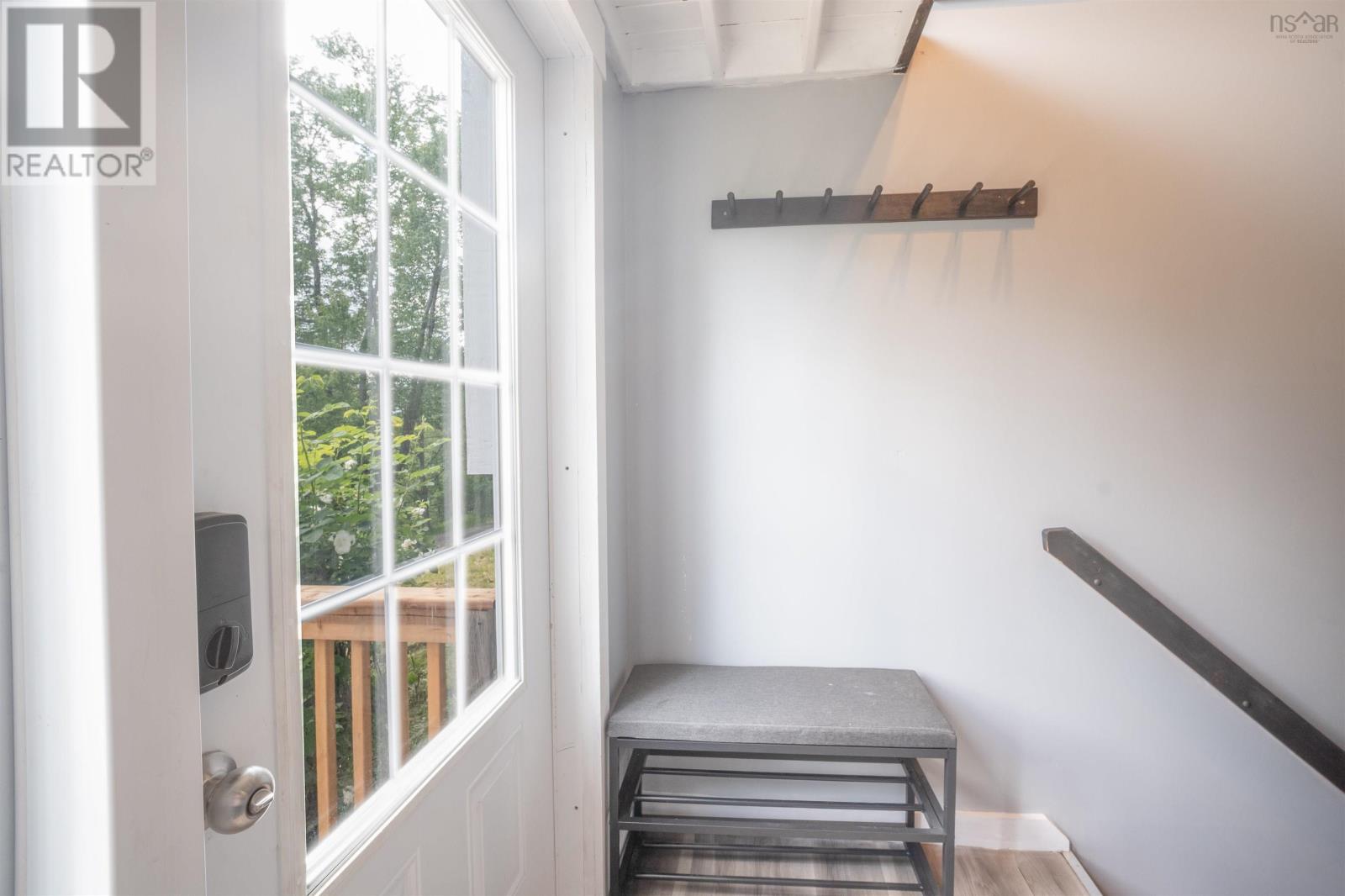 51 Charlie Lane, Pine Grove — photo 3