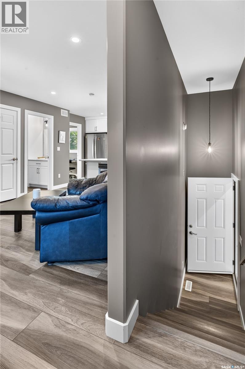 433 4th STREET N - 16