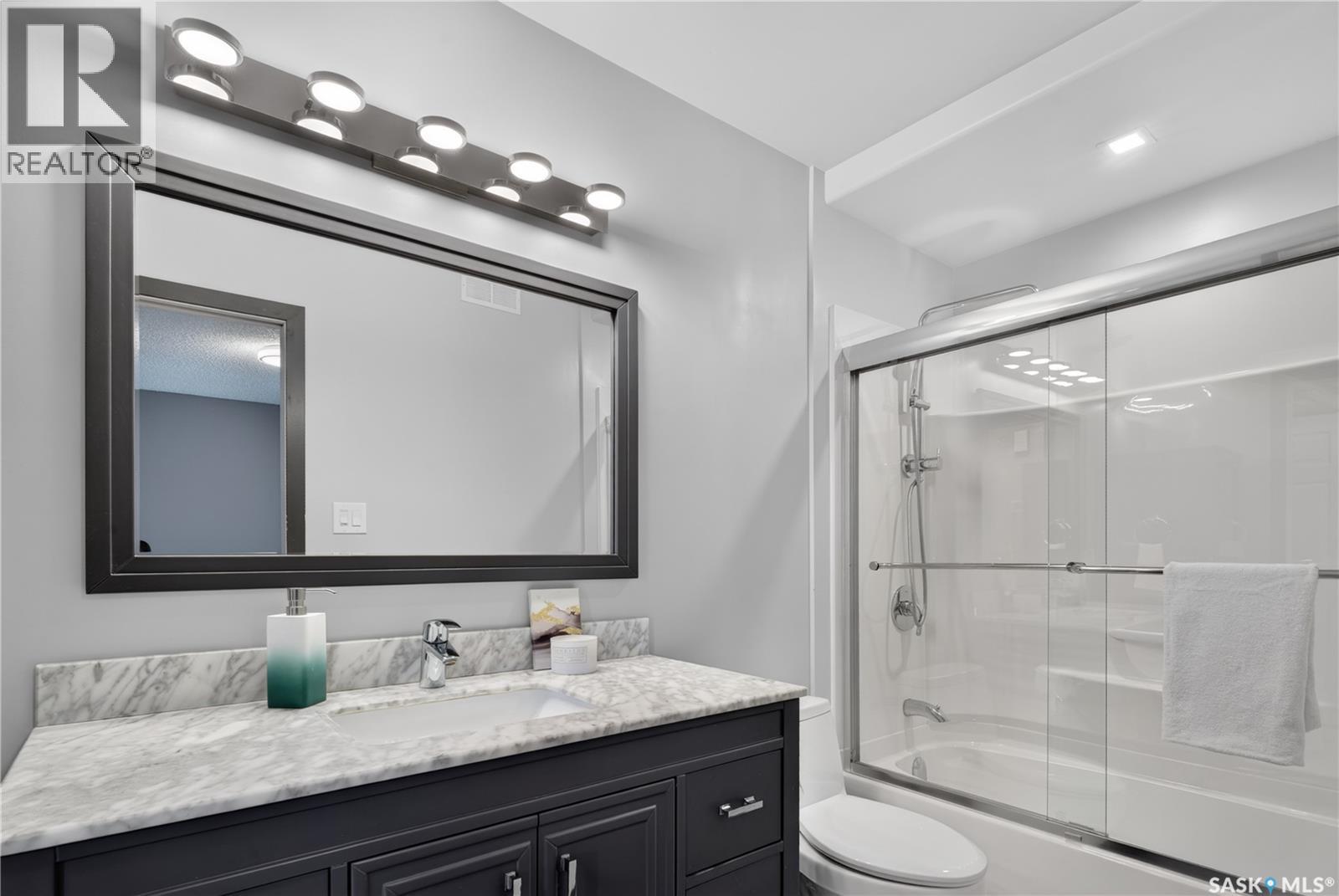 433 4th STREET N - 24
