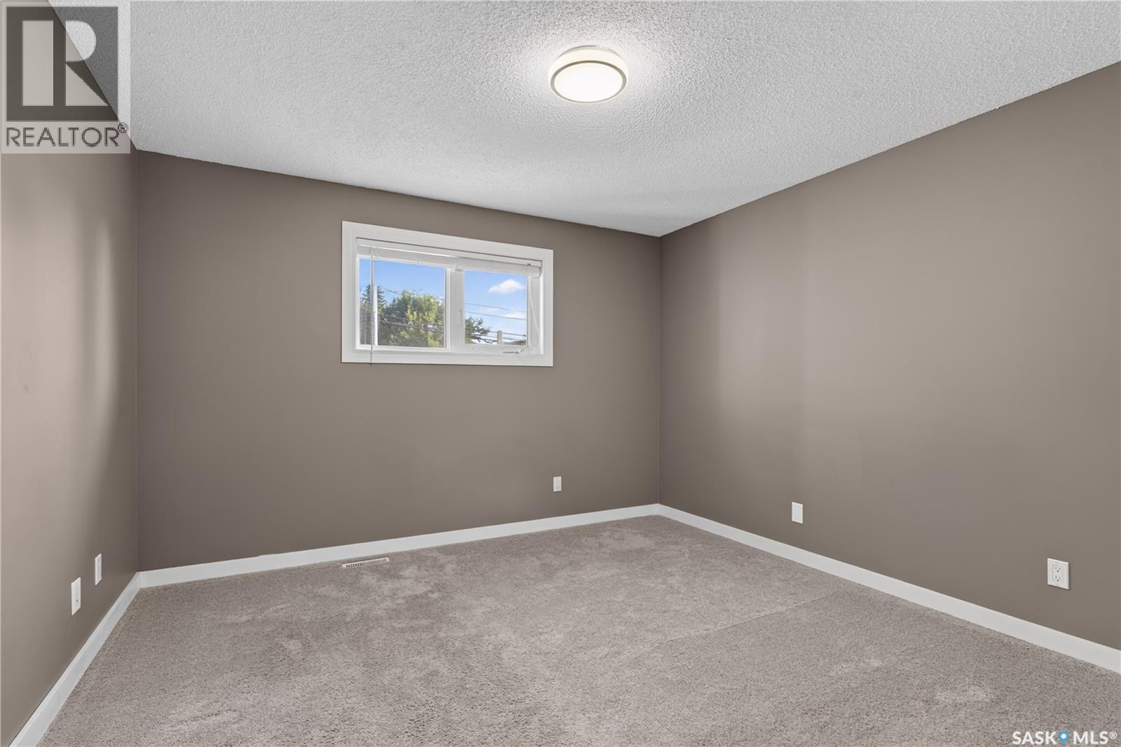 433 4th STREET N - 28