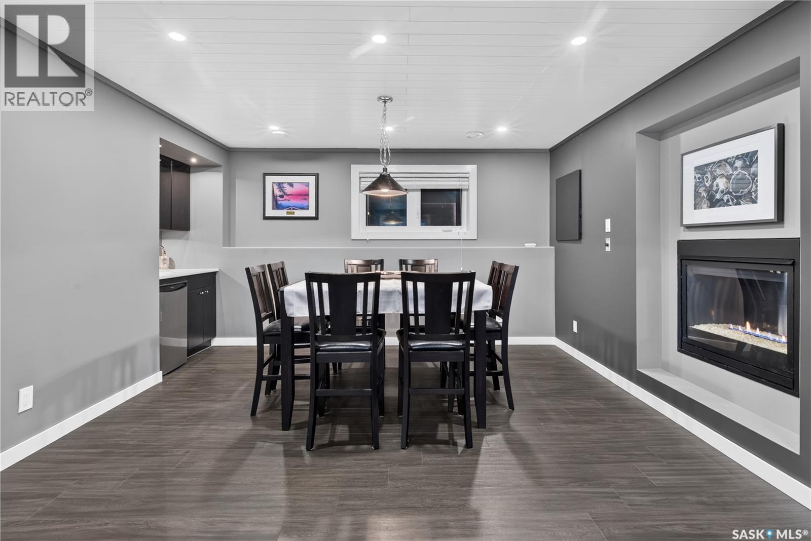 433 4th STREET N - 32