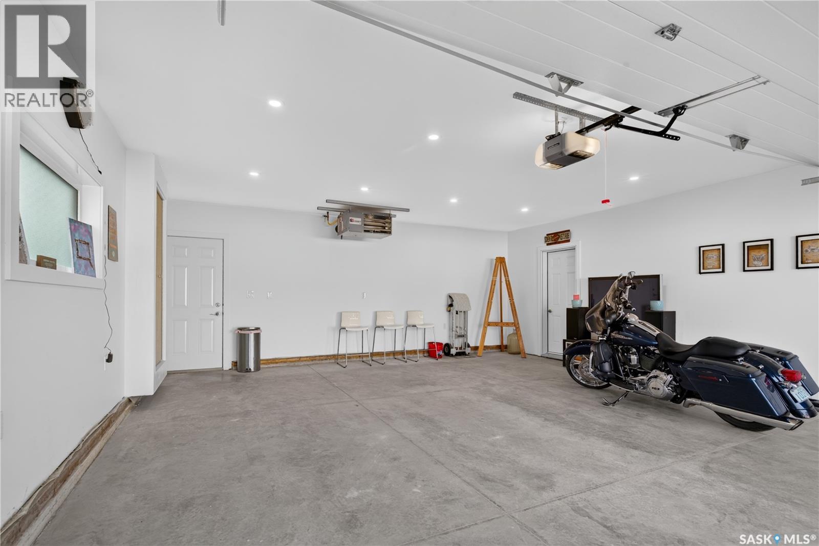 433 4th STREET N - 4