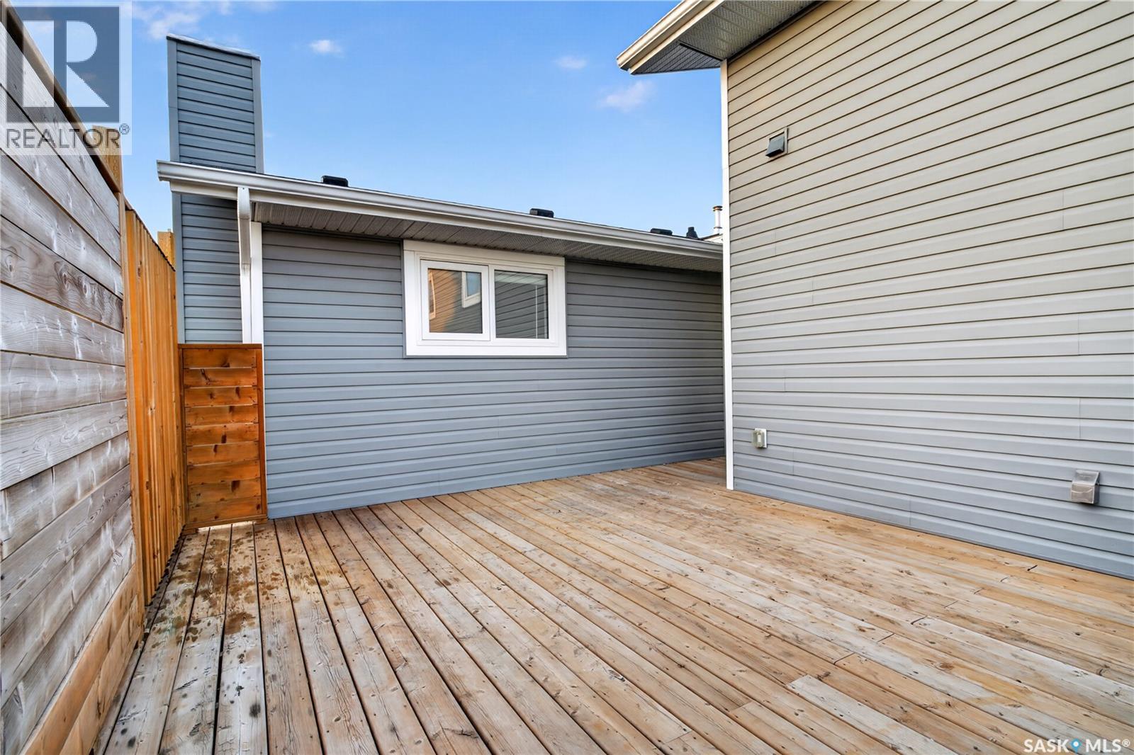 433 4th STREET N - Image 42
