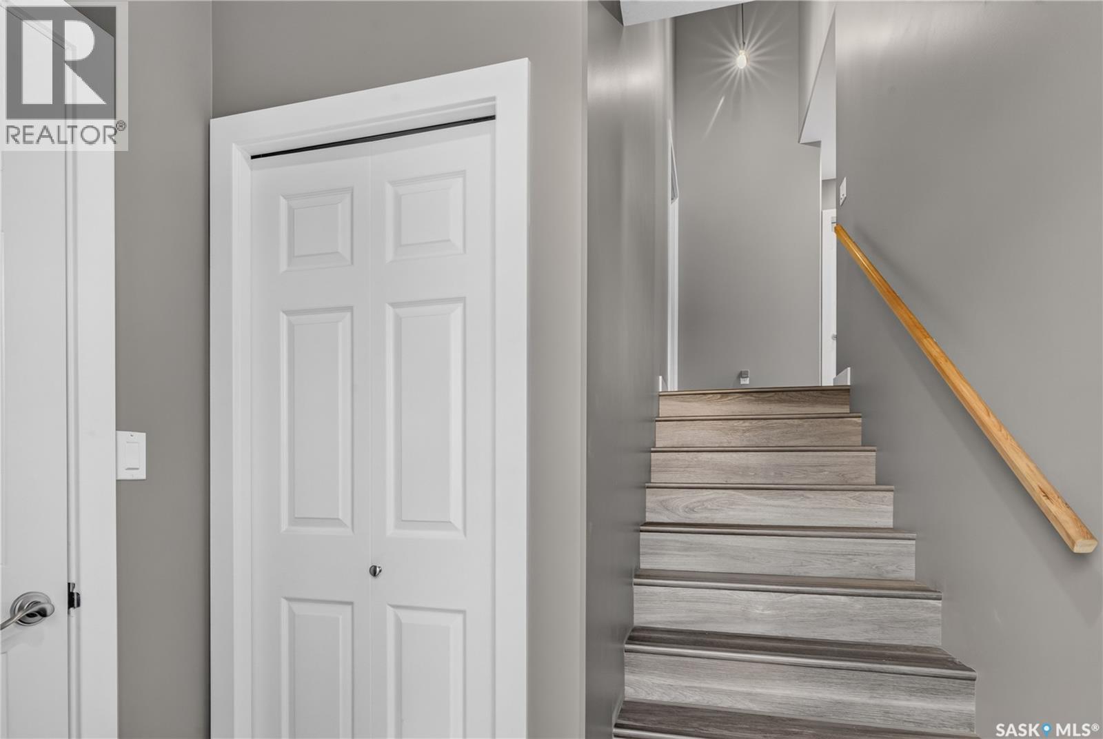 433 4th STREET N - Image 5