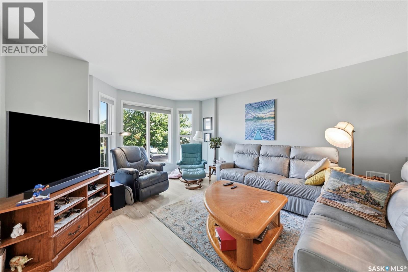 523 Denham WAY - 5