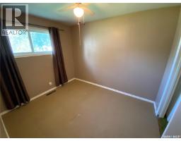 Bedroom - 386 4th Avenue N, Yorkton, SK S3N1B6 Photo 7