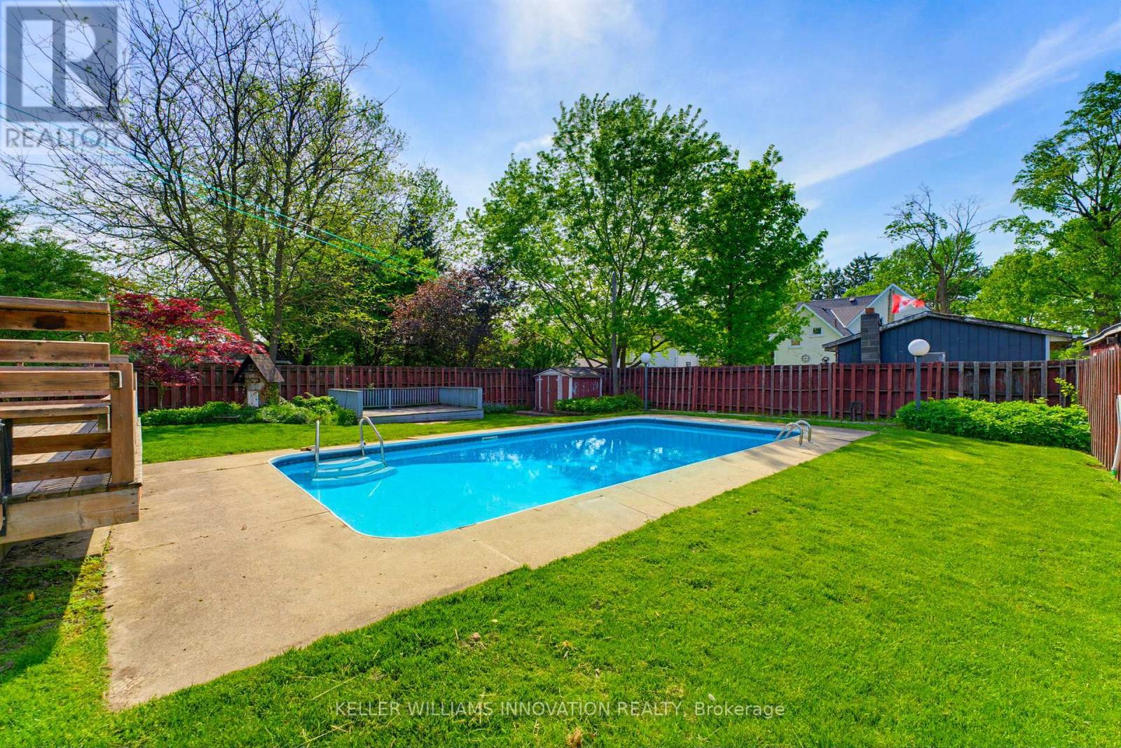 665 RICHMOND AVENUE N - 32