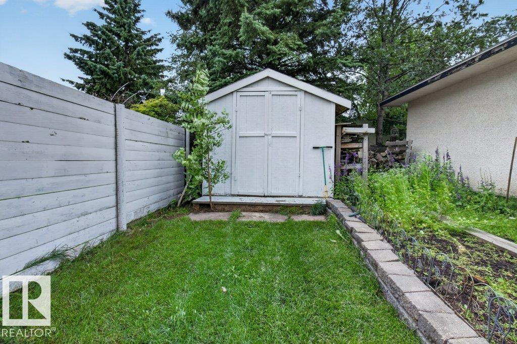 17 STARLING DR - Image 30