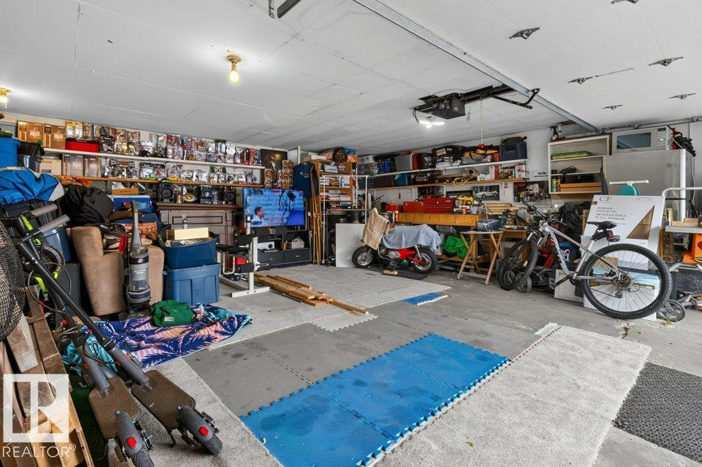 17 STARLING DR - Image 25