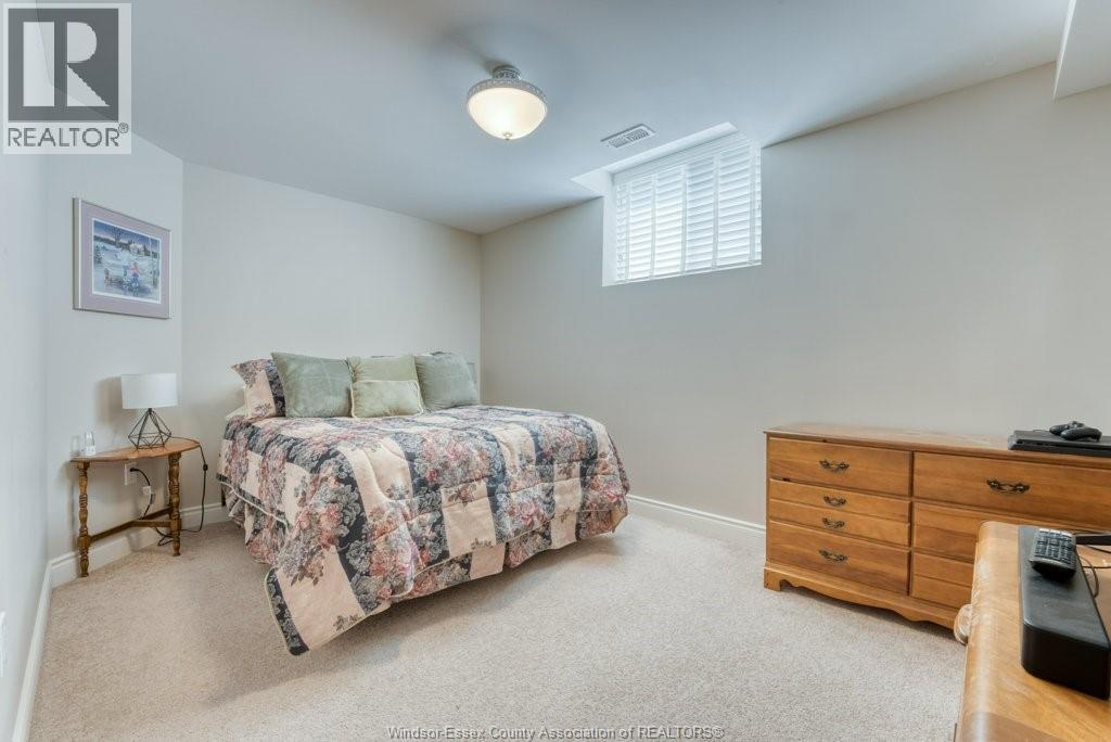 2243 Gatwick AVENUE - 35
