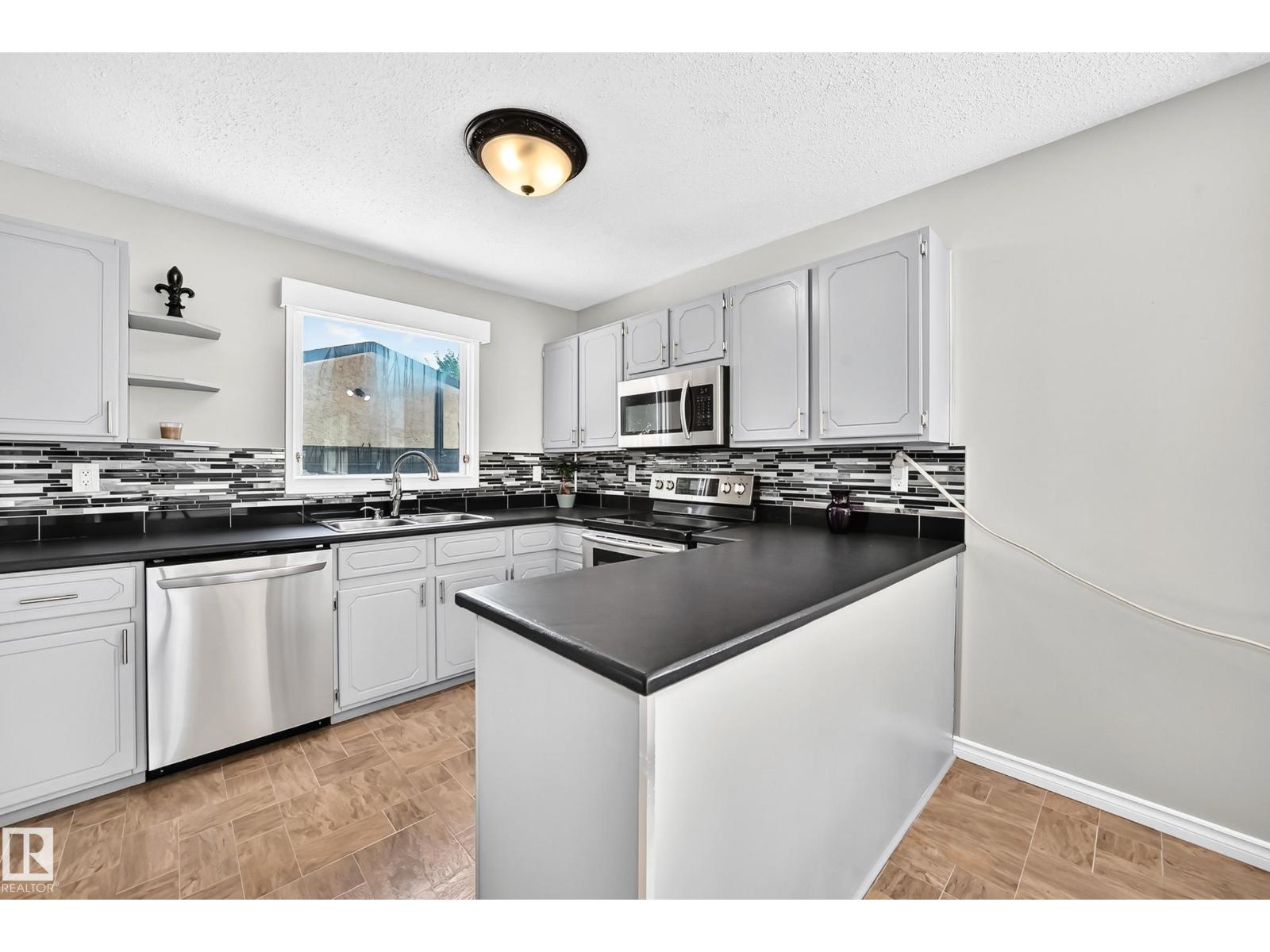 3615 10 AV NW - Image 11