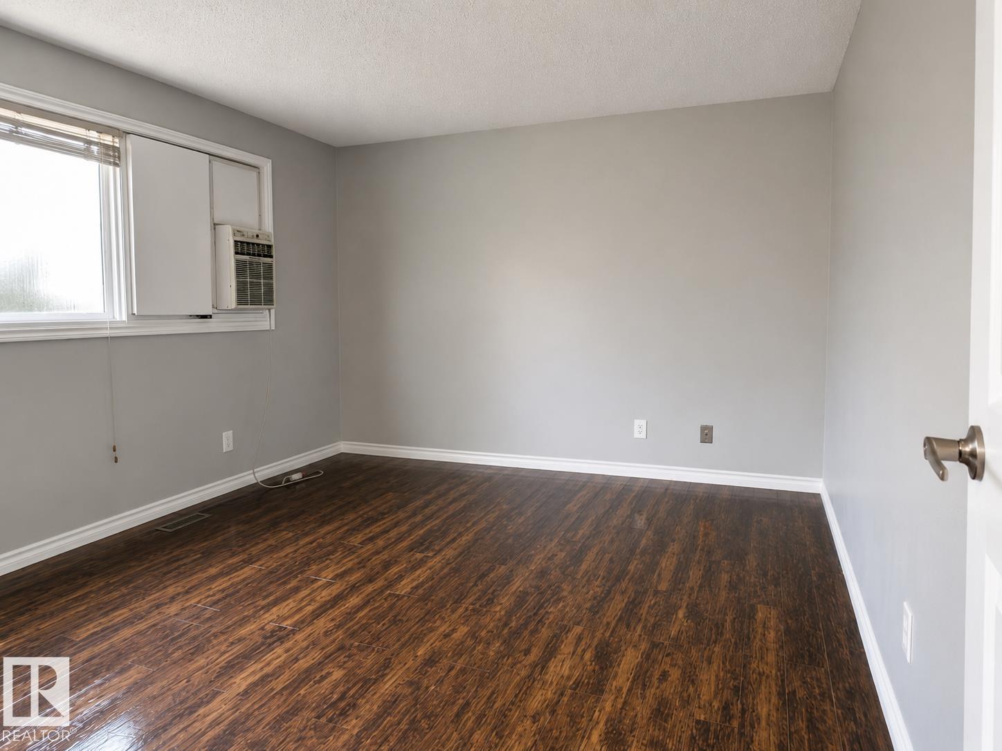 3615 10 AV NW - Image 17