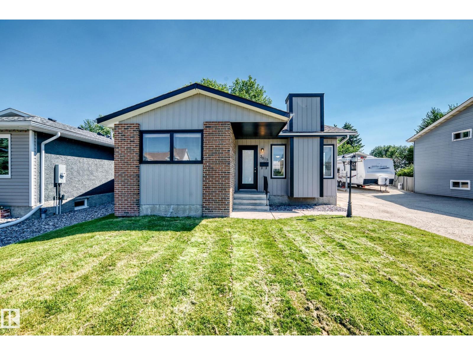 3615 10 AV NW - Image 3