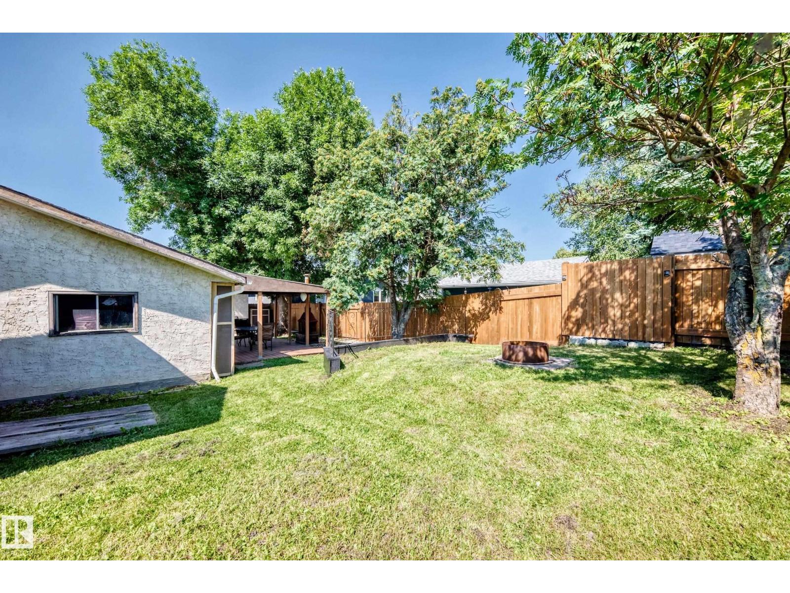 3615 10 AV NW - 31