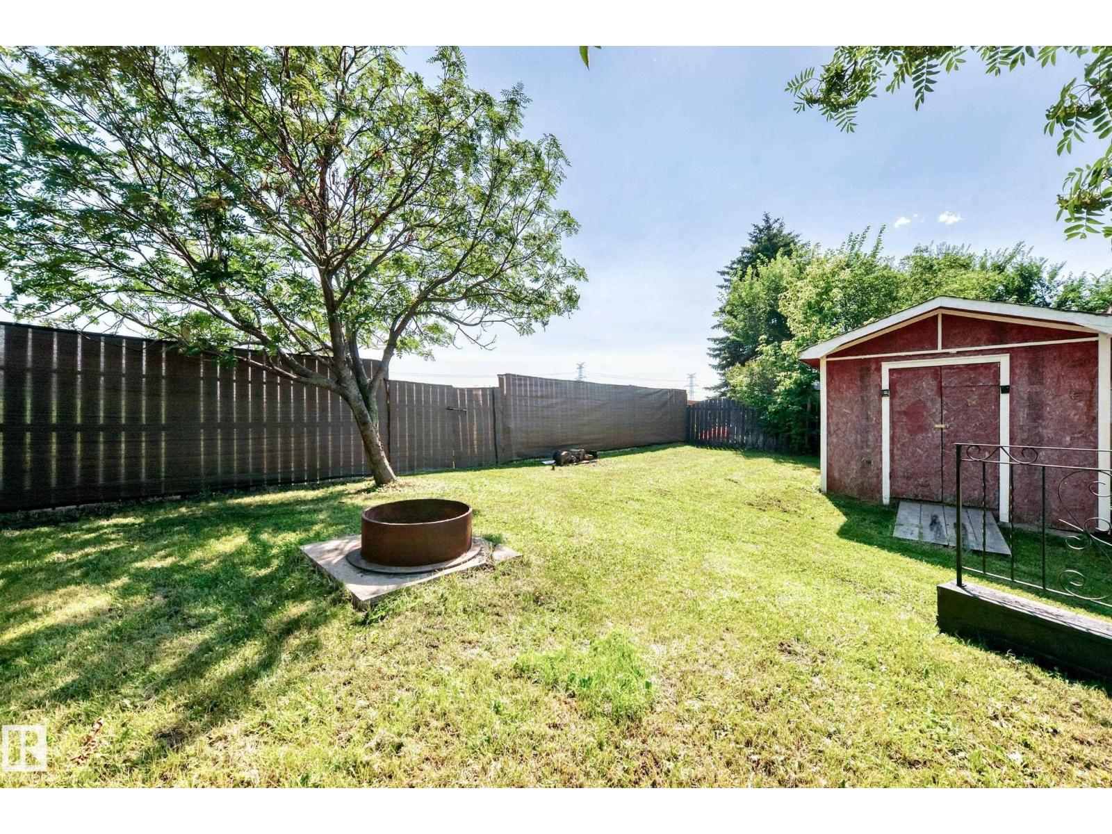 3615 10 AV NW - 33
