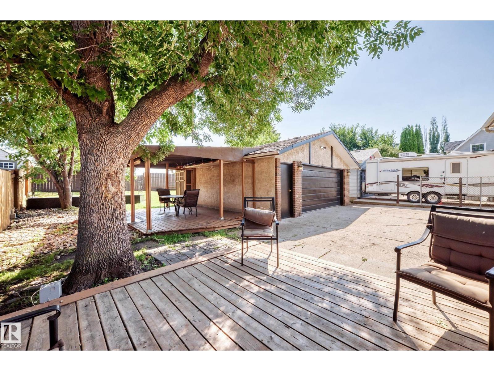3615 10 AV NW - Image 38
