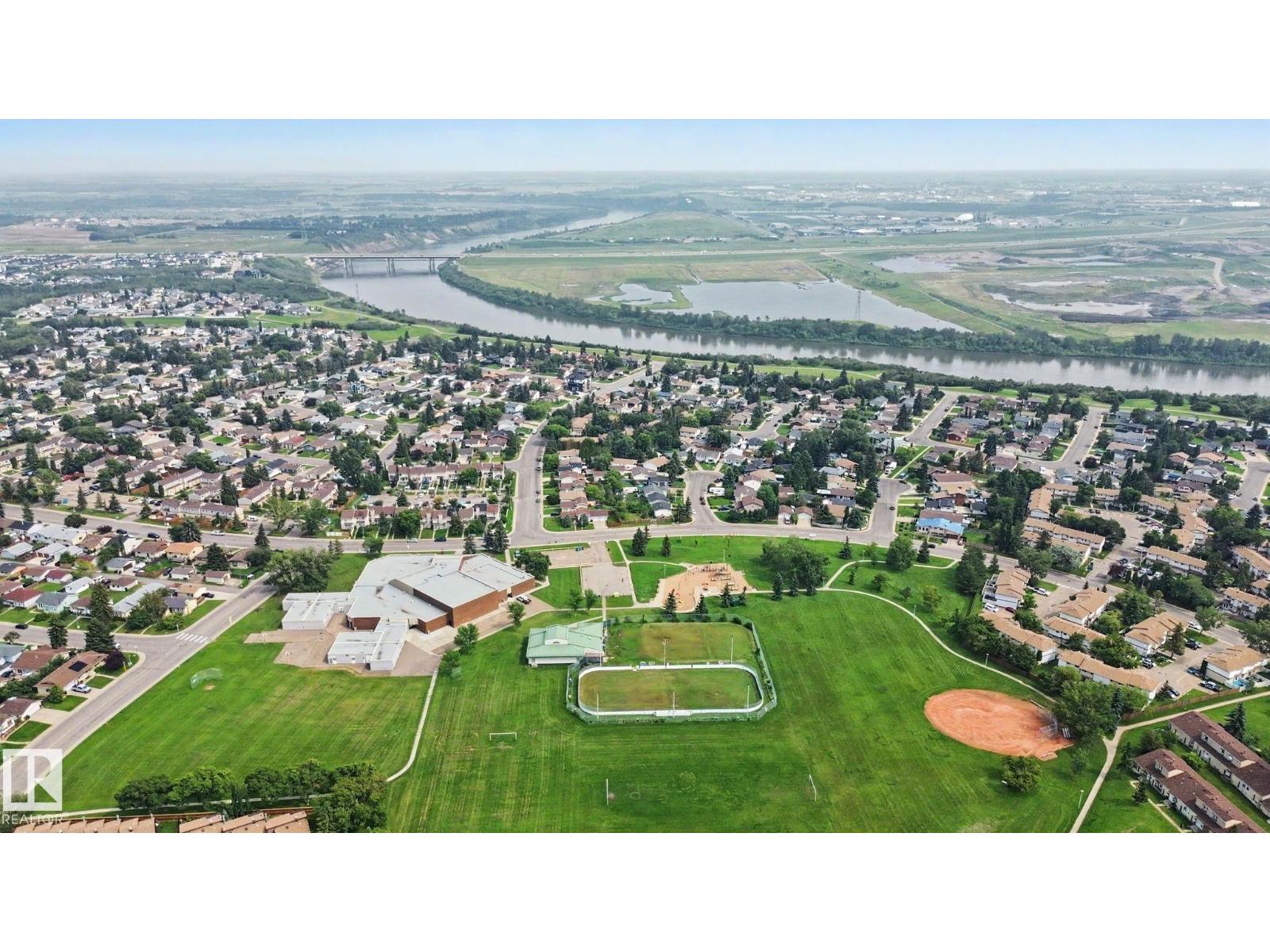 #39 3111 142 AV NW - 36