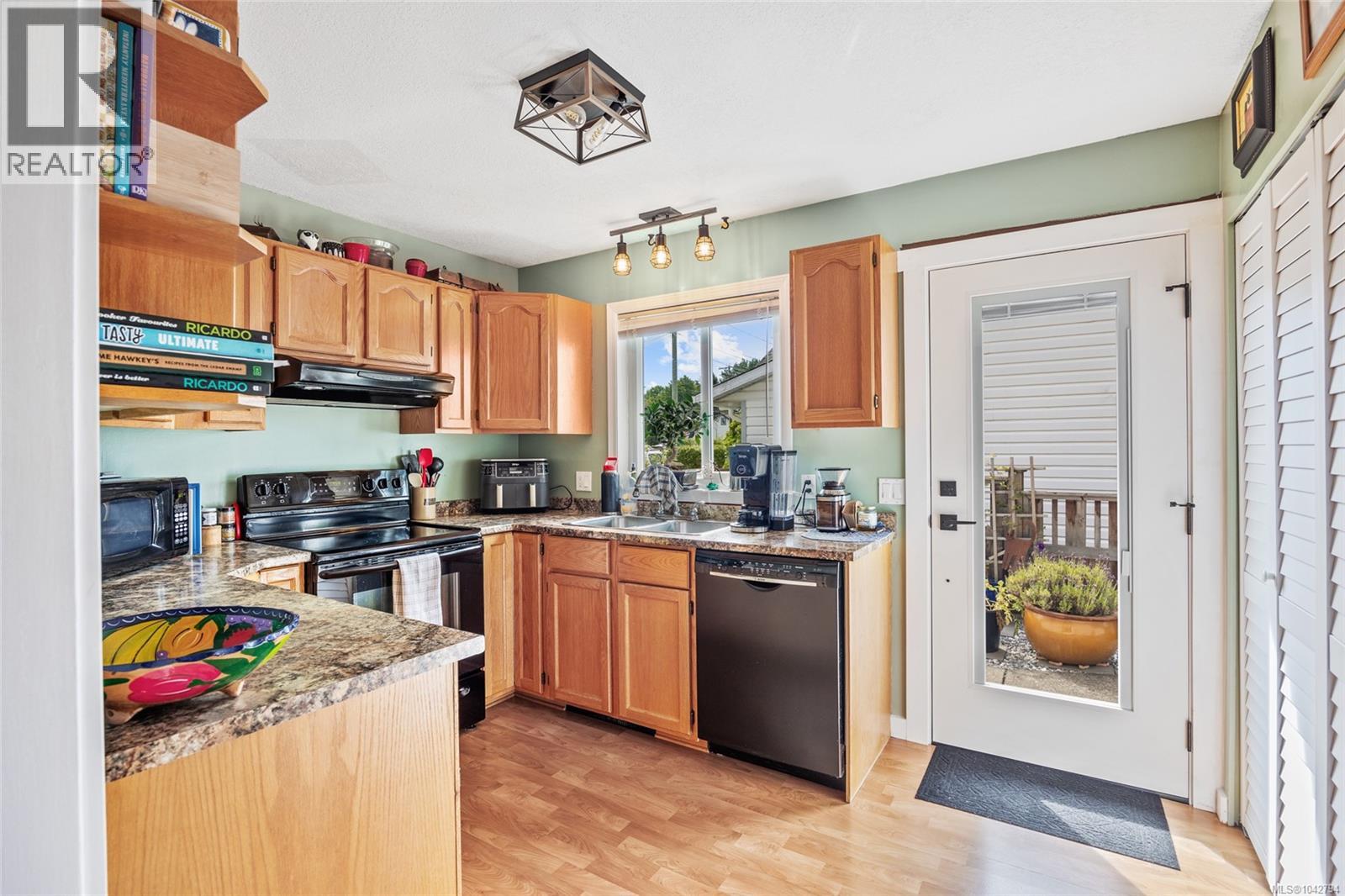 #B 2407 Willemar Ave - 25