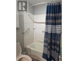 22 Ross Road thumbnail 8