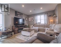 29 Hartland Avenue thumbnail 7