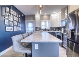 29 Hartland Avenue thumbnail 9