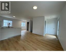 Primary Bedroom - 113 Highriver Trail Unit# Main, Welland, ON L3C0H6 Photo 8