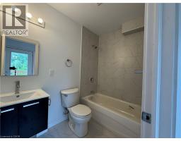 Kitchen - 113 Highriver Trail Unit# Main, Welland, ON L3C0H6 Photo 13