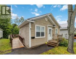 43 Sequoia Drive, photo 2