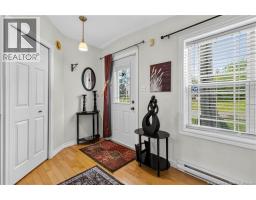 43 Sequoia Drive, photo 3