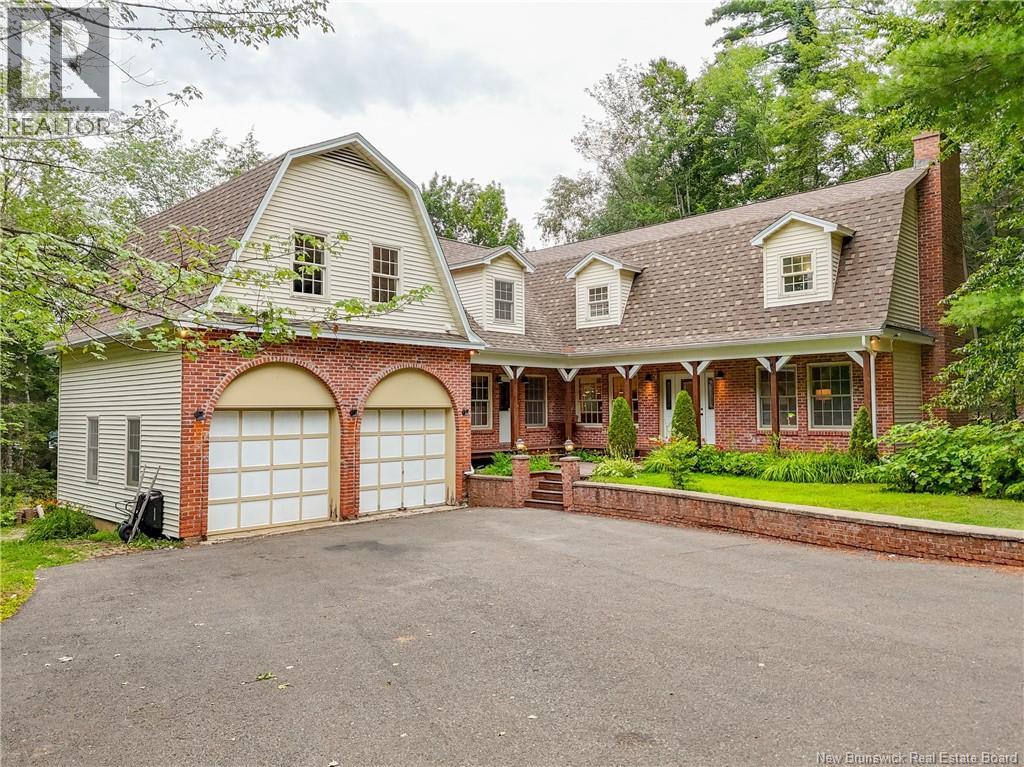 78 Woodmere Drive