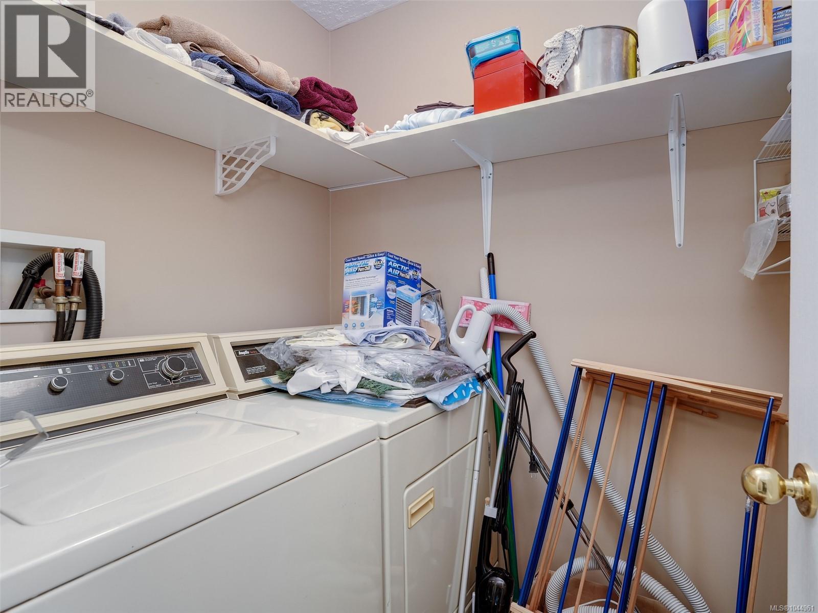 2776 Kristina Pl - 32