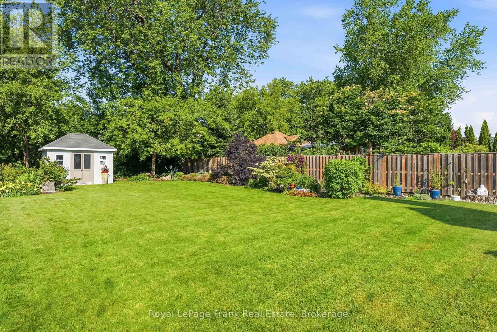 470 POPLAR AVENUE - Image 41