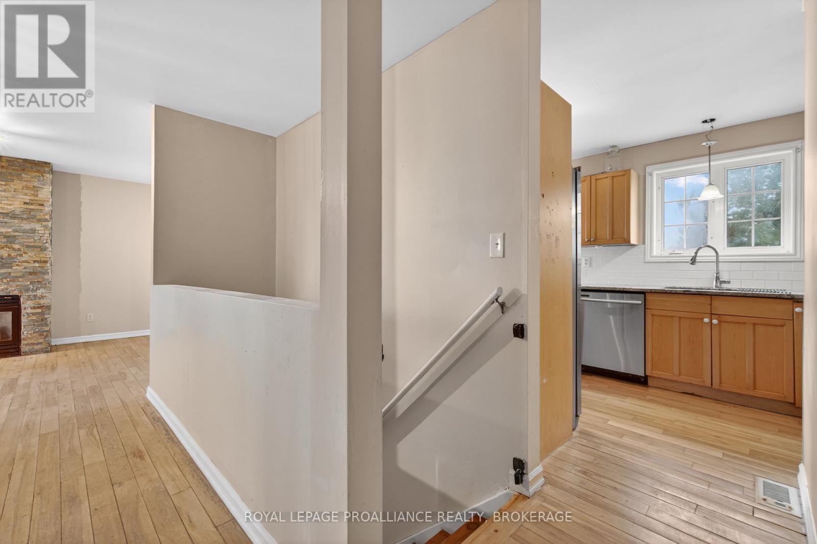 3081 BARNABY COURT - Image 21