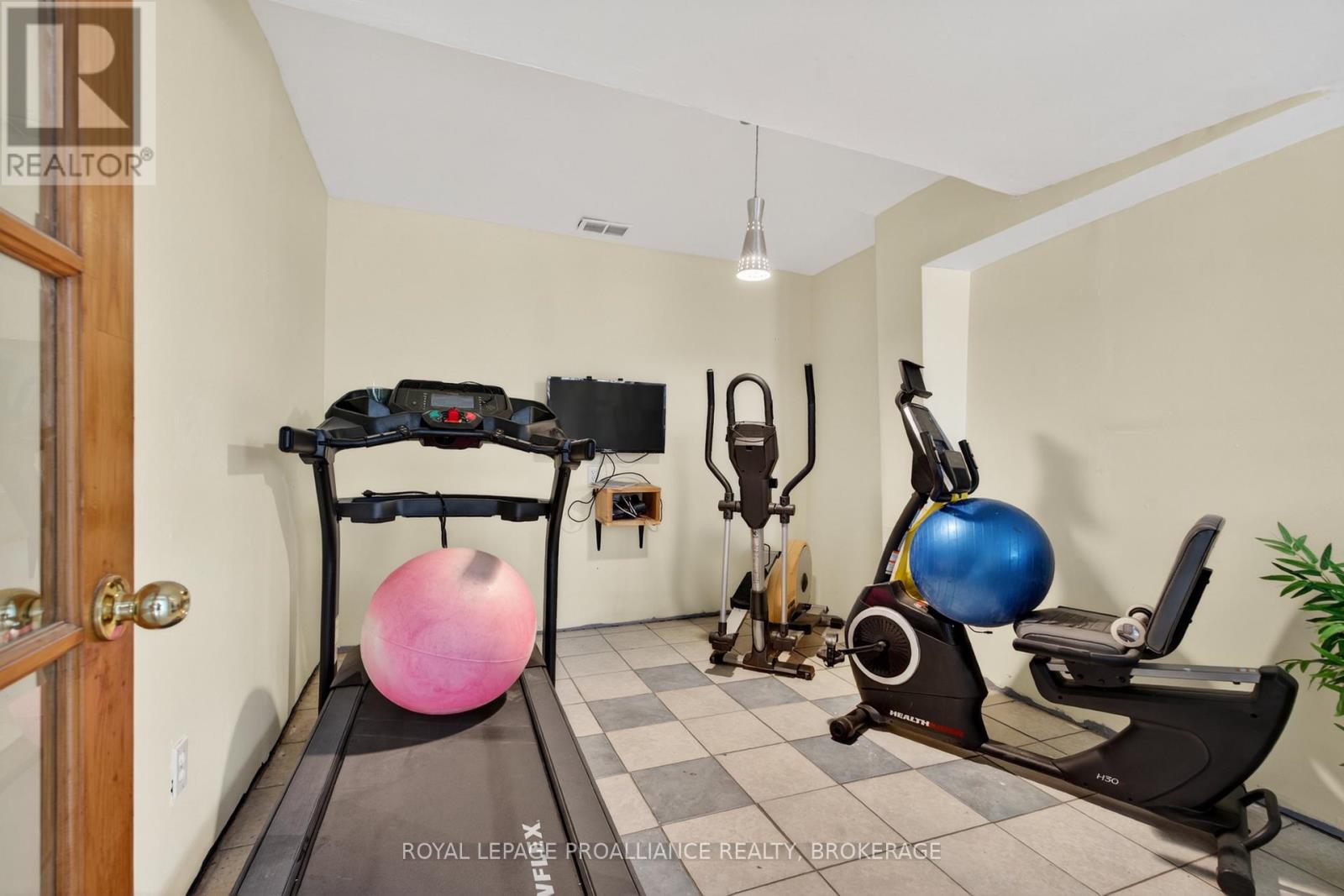 3081 BARNABY COURT - 23