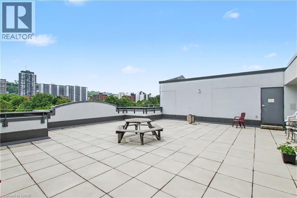 #401 175 HUNTER Street E - 24