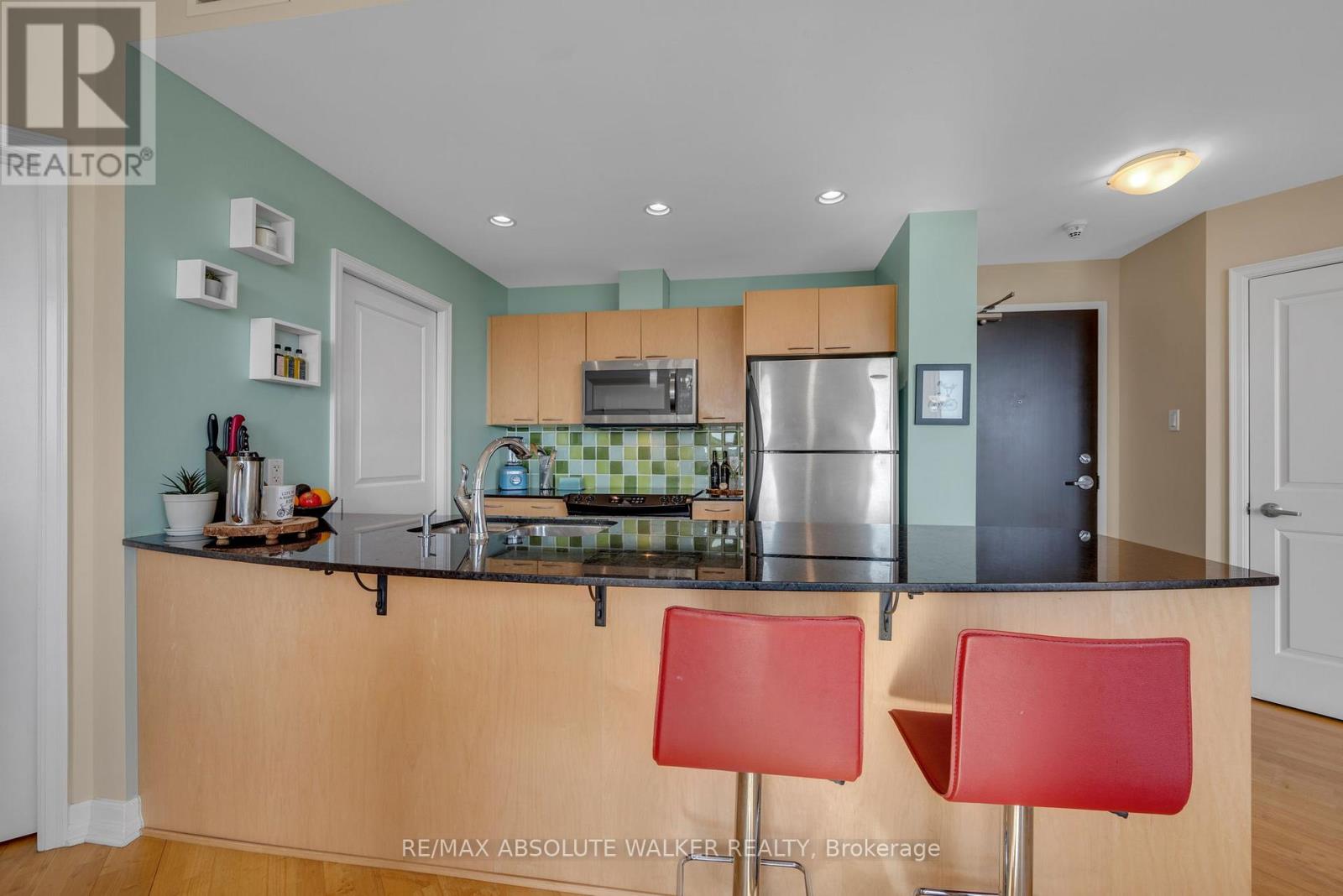 #903 1227 WELLINGTON STREET W - 21
