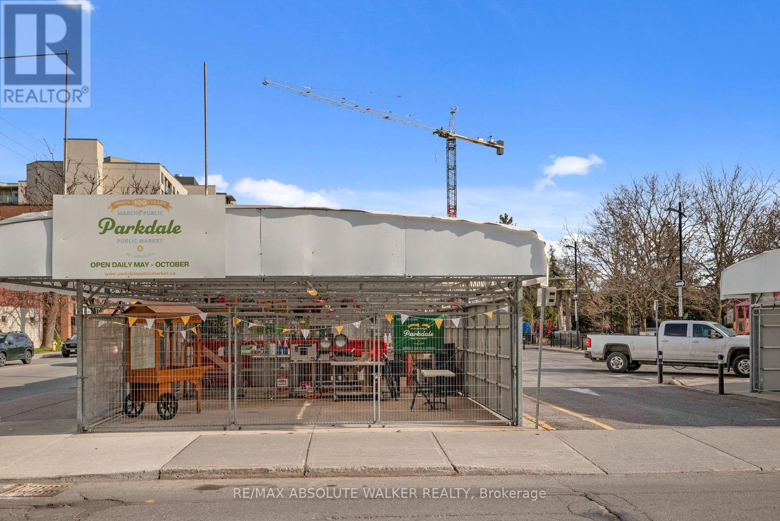 #903 1227 WELLINGTON STREET W - 31
