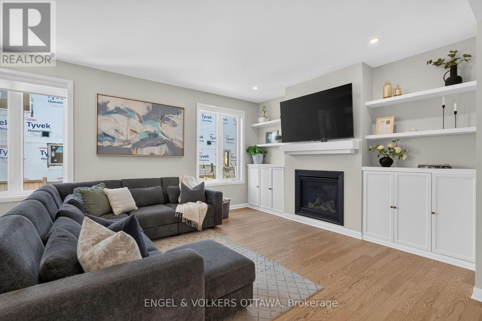 5 Bed, 4 Bath House for Sale in Ottawa – 201 ELSIE MACGILL WALK, Ottawa – MLS# X13633422 - Image 19