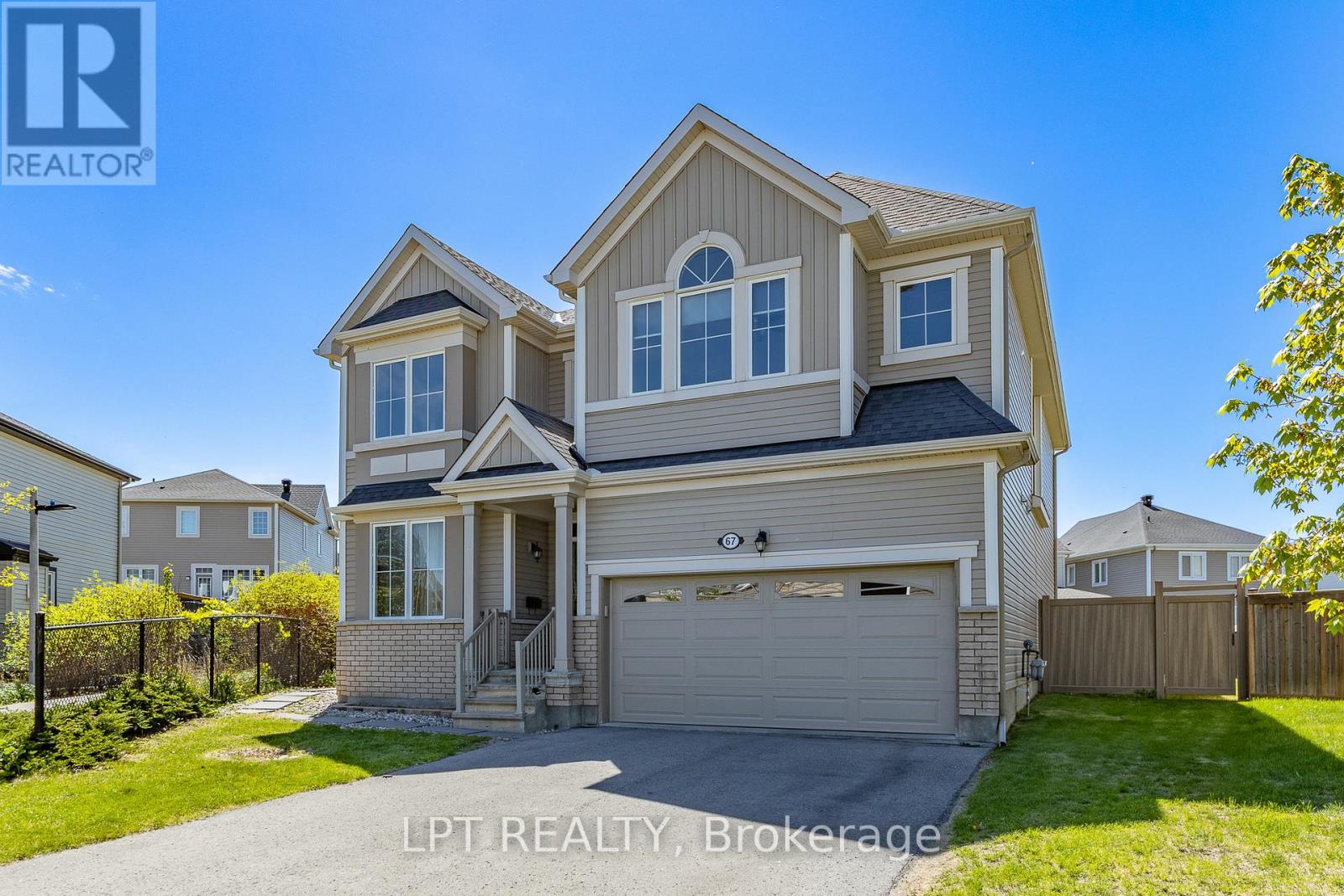 67 BRISTLING CRESCENT - 1