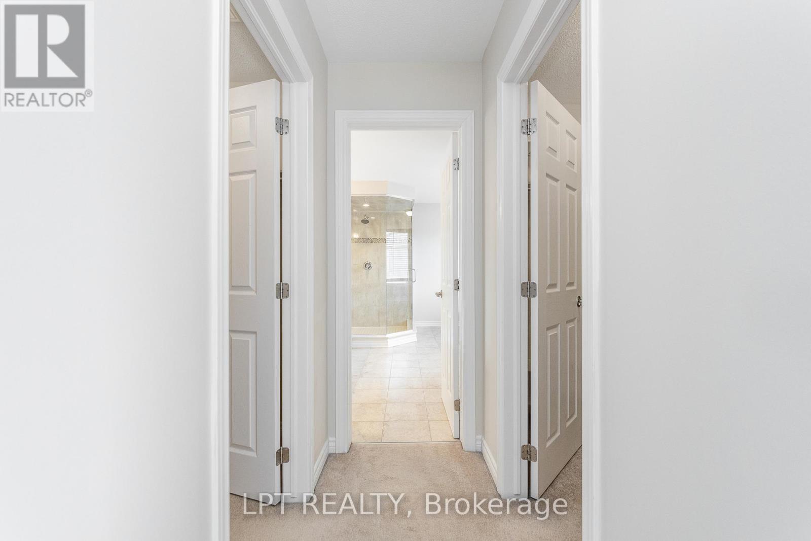 67 BRISTLING CRESCENT - 21