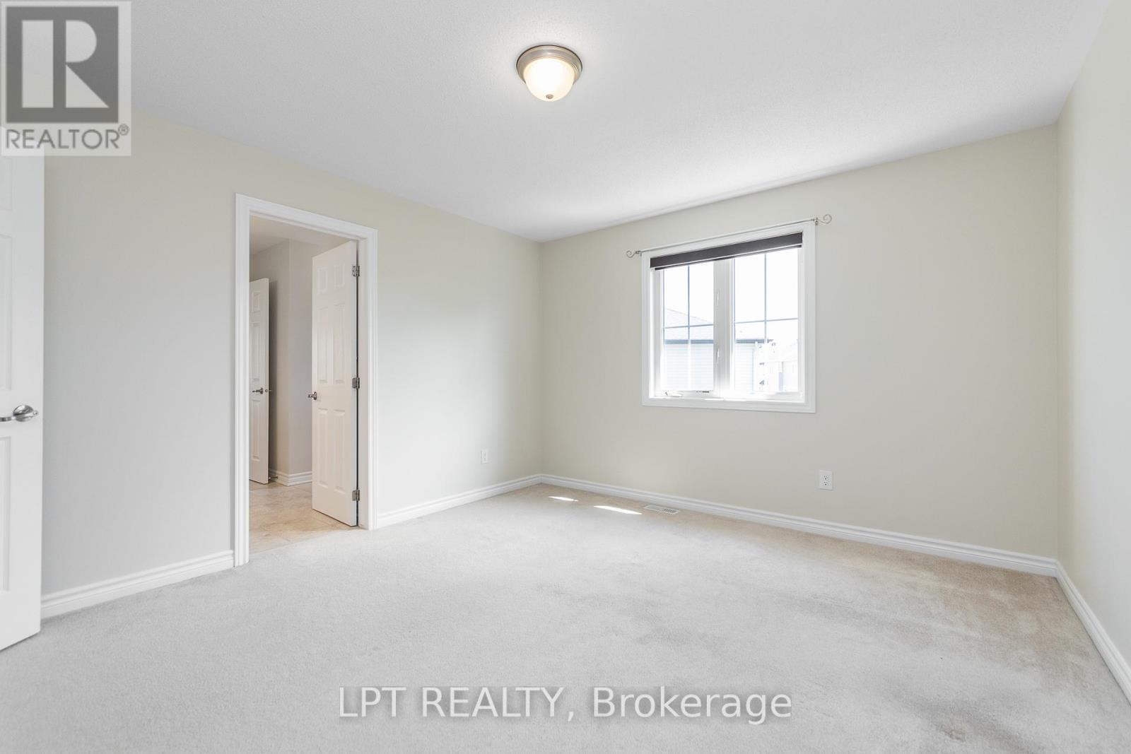 67 BRISTLING CRESCENT - 24