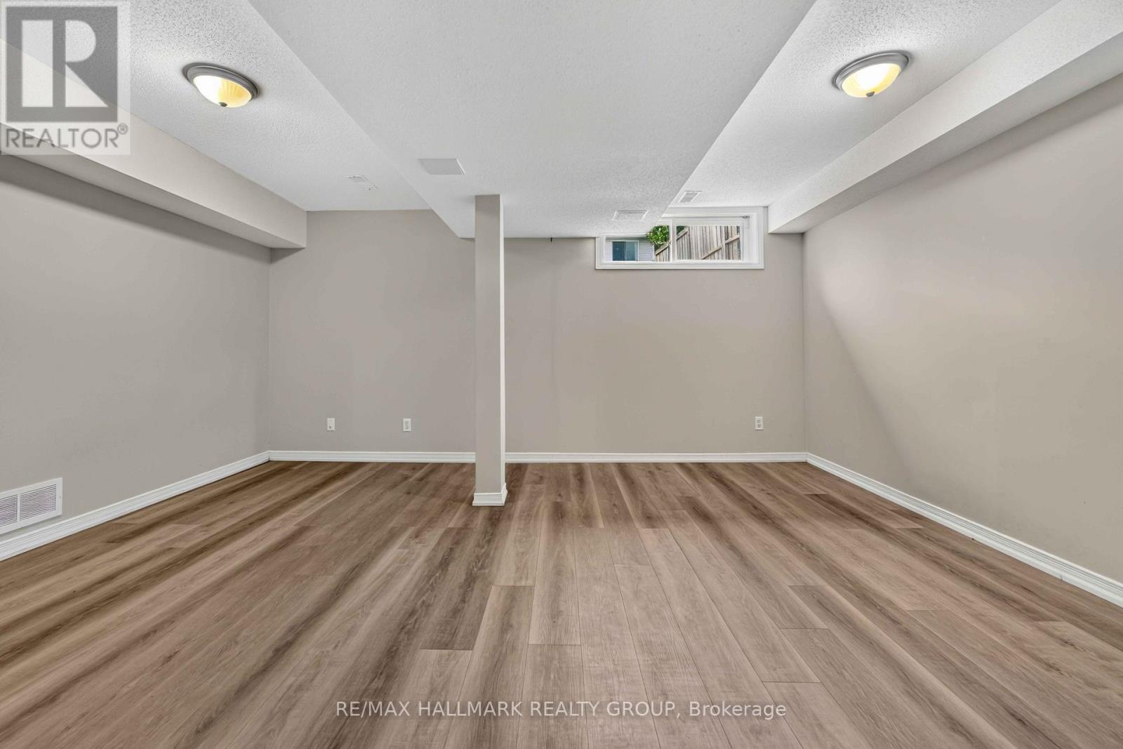 2 Bed, 3 Bath House for Sale in Ottawa – 16 CENTRAL PARK DRIVE, Ottawa – MLS# X13633450 - Image 31