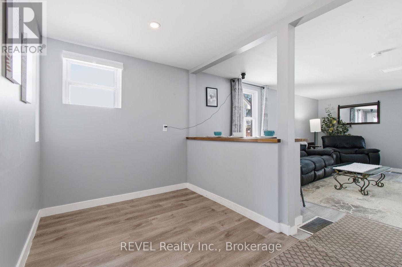 149 KNOLL STREET - 13